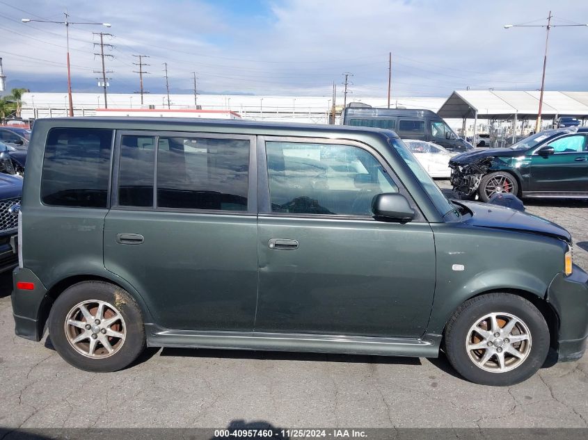 2004 Scion Xb Xb VIN: JTLKT324640143725 Lot: 40957460