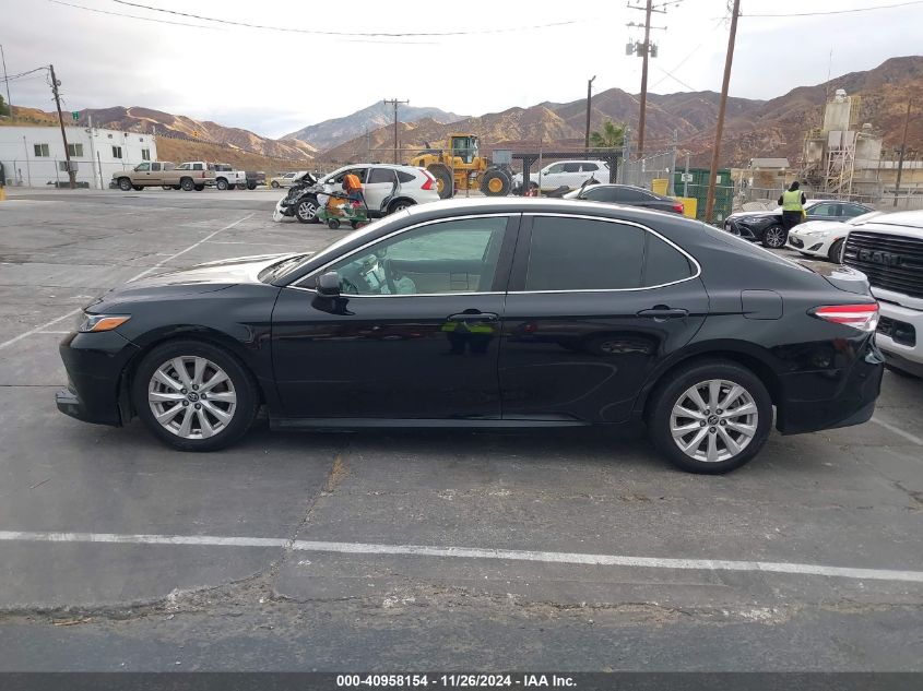 VIN 4T1B11HK3JU627668 2018 TOYOTA CAMRY no.14