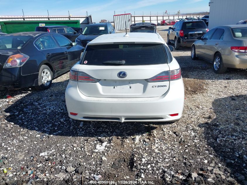 VIN JTHKD5BH0D2166735 2013 Lexus CT, 200H no.16