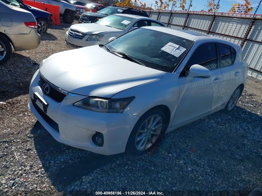 VIN JTHKD5BH0D2166735 2013 Lexus CT, 200H no.2