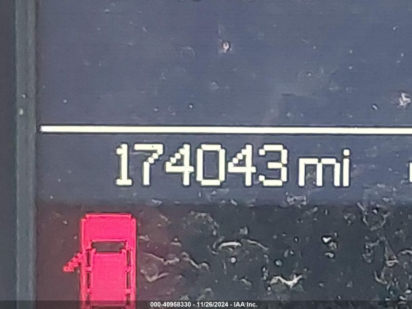 2014 CHRYSLER TOWN & COUNTRY TOURING - 2C4RC1BG6ER209111