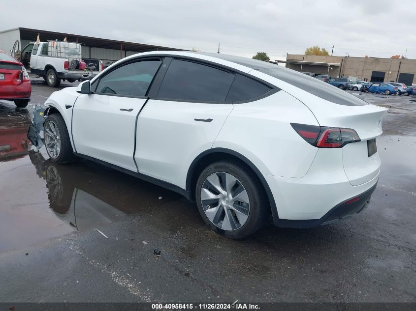 VIN 7SAYGDEE7PF669908 2023 Tesla Model Y, Awd/Long... no.3