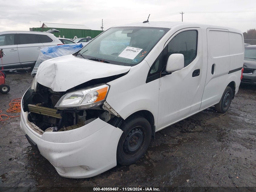 2015 NISSAN NV200 SV - 3N6CM0KN0FK705745