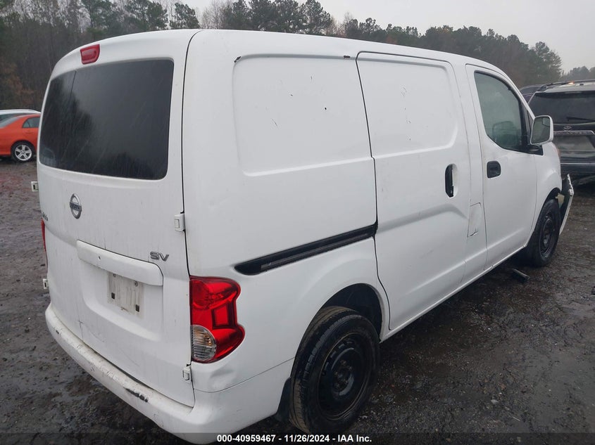 2015 NISSAN NV200 SV - 3N6CM0KN0FK705745