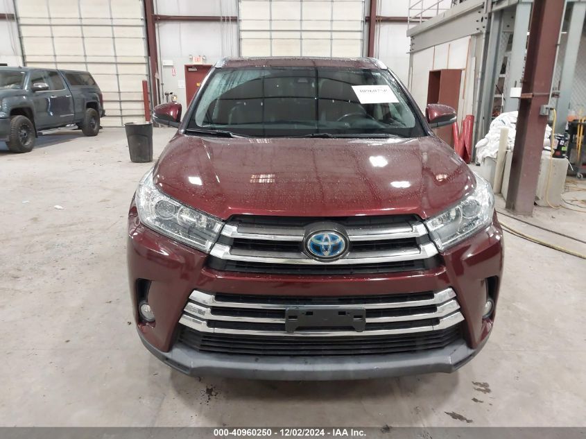 VIN 5TDDGRFH2JS043896 2018 Toyota Highlander, Hybri... no.12