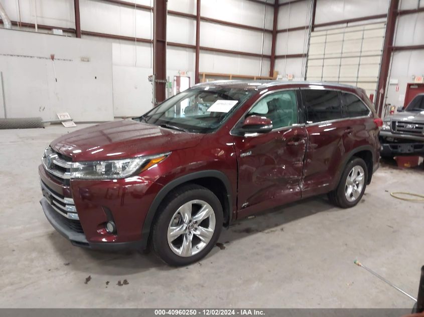 VIN 5TDDGRFH2JS043896 2018 Toyota Highlander, Hybri... no.2