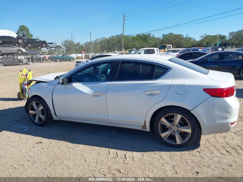 2013 Acura Ilx 2.0L VIN: 19VDE1F50DE010707 Lot: 40960322