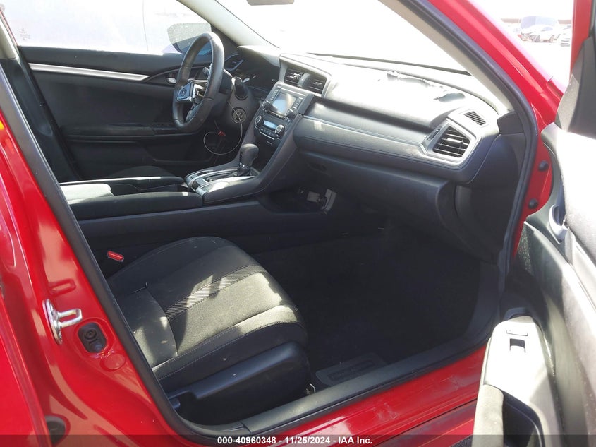 2018 HONDA CIVIC VIN: 2HGFC2F53JH567771