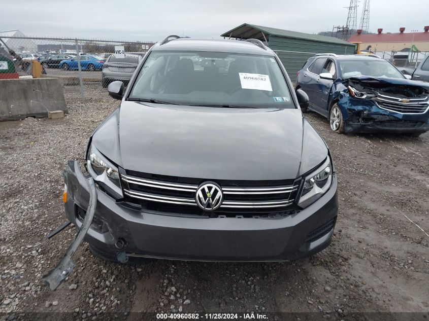 2018 Volkswagen Tiguan Limited 2.0T VIN: WVGBV7AX4JK005668 Lot: 40960582