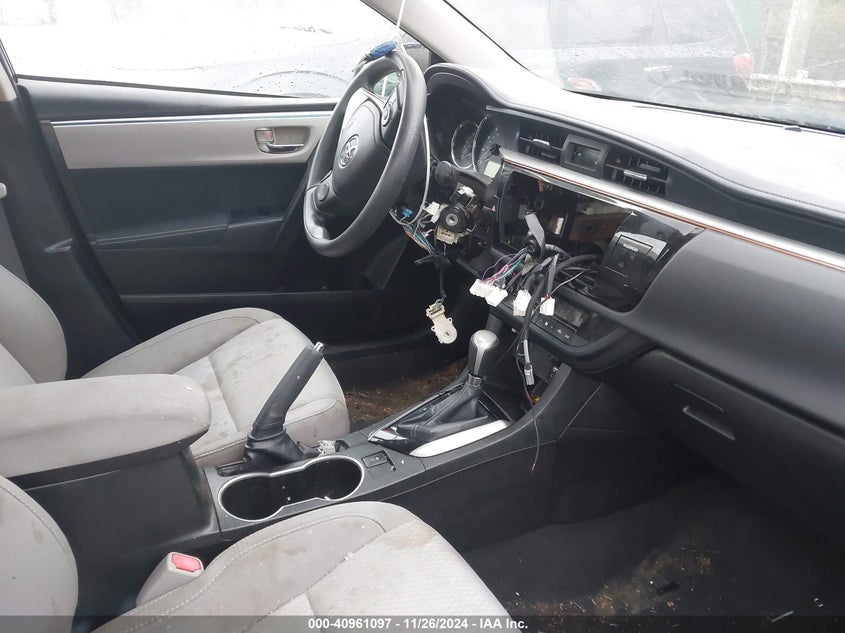 2016 TOYOTA COROLLA VIN: 5YFBURHE5GP412500