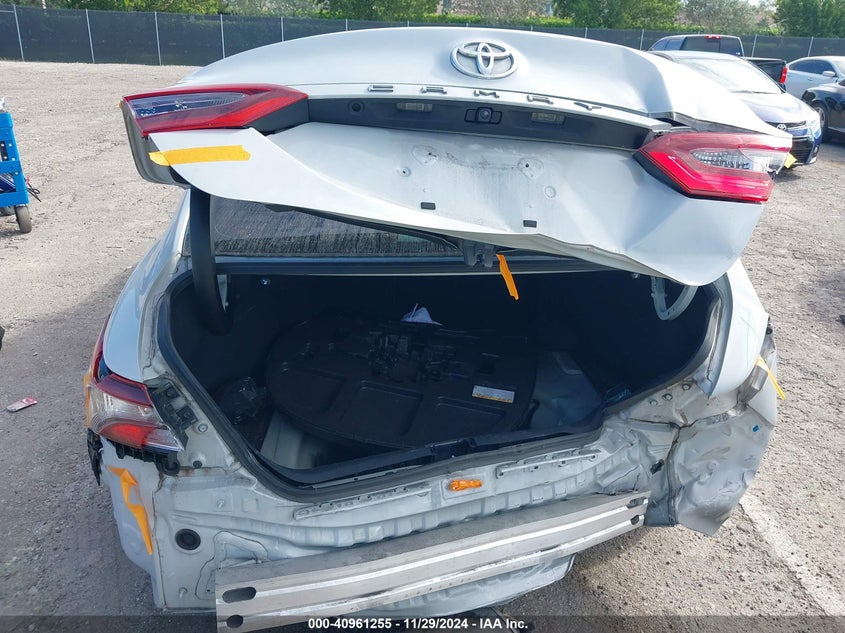 2022 TOYOTA CAMRY VIN: 4T1C11AK7NU008477