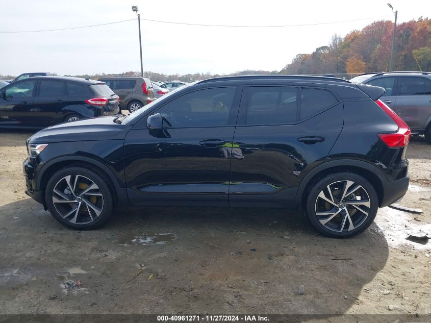 2019 Volvo Xc40 T5 R-Design VIN: YV4162UM7K2140627 Lot: 40961271