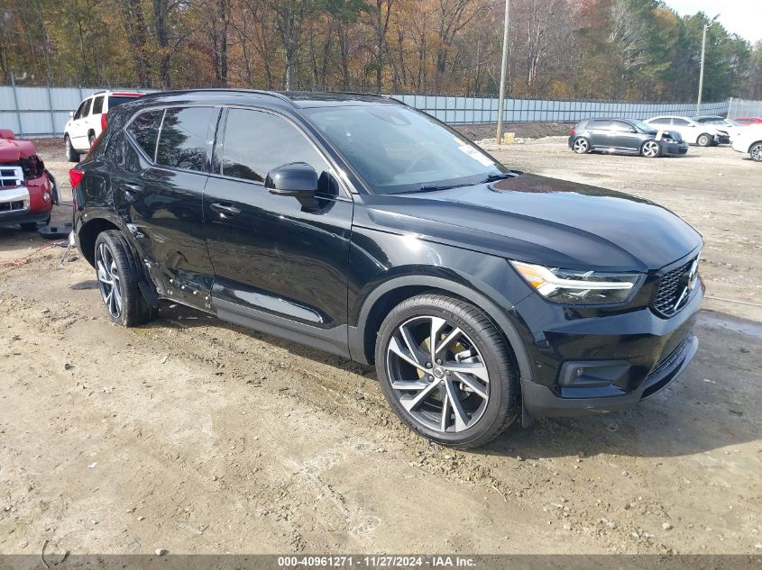 VIN YV4162UM7K2140627 2019 Volvo XC40, T5 R-Design no.1