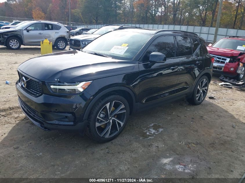 VIN YV4162UM7K2140627 2019 Volvo XC40, T5 R-Design no.2