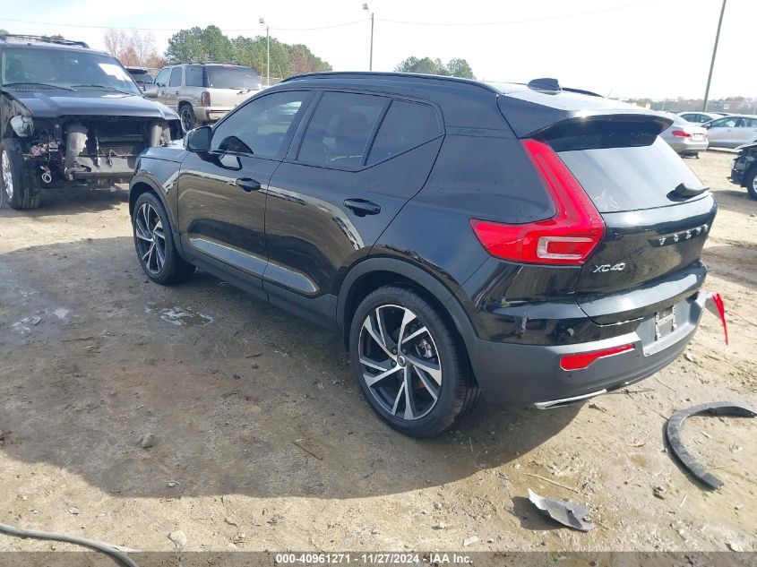 VIN YV4162UM7K2140627 2019 Volvo XC40, T5 R-Design no.3