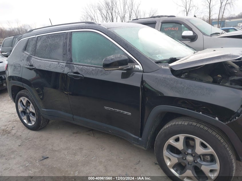 VIN 3C4NJDCB8JT373850 2018 JEEP COMPASS LIMITED 4X4