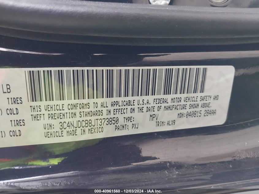 VIN 3C4NJDCB8JT373850 2018 JEEP COMPASS LIMITED 4X4