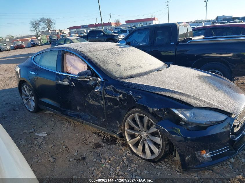 2014 Tesla Model S VIN: 5YJSA1S16EFP49914 Lot: 40962144