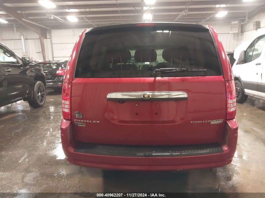 2010 Chrysler Town & Country Lx VIN: 2A4RR4DE7AR137710 Lot: 40962207