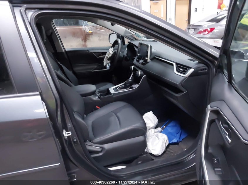 2021 TOYOTA RAV4 XLE PREMIUM VIN: 2T3A1RFV7MC249746