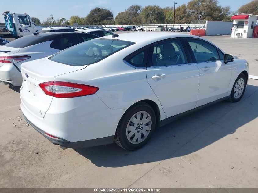 2013 FORD FUSION S - 3FA6P0G70DR205404