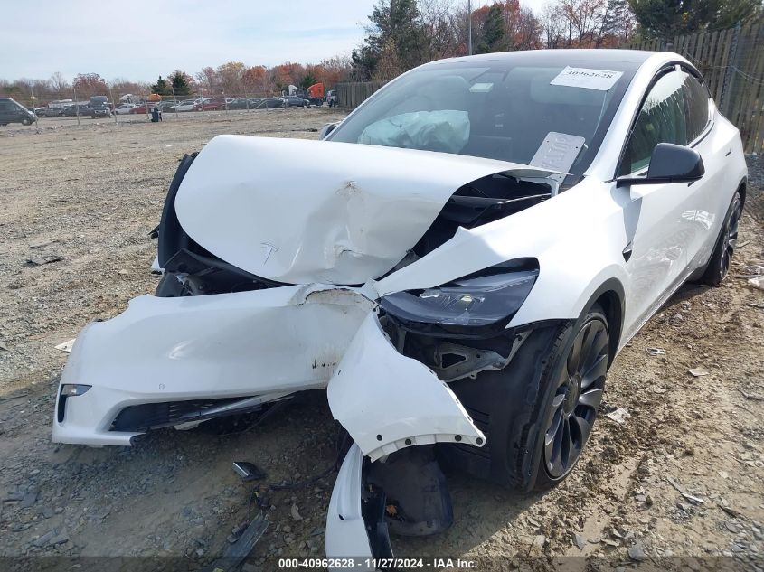 2022 Tesla Model Y Performance Dual Motor All-Wheel Drive VIN: 7SAYGDEF5NF325788 Lot: 40962628