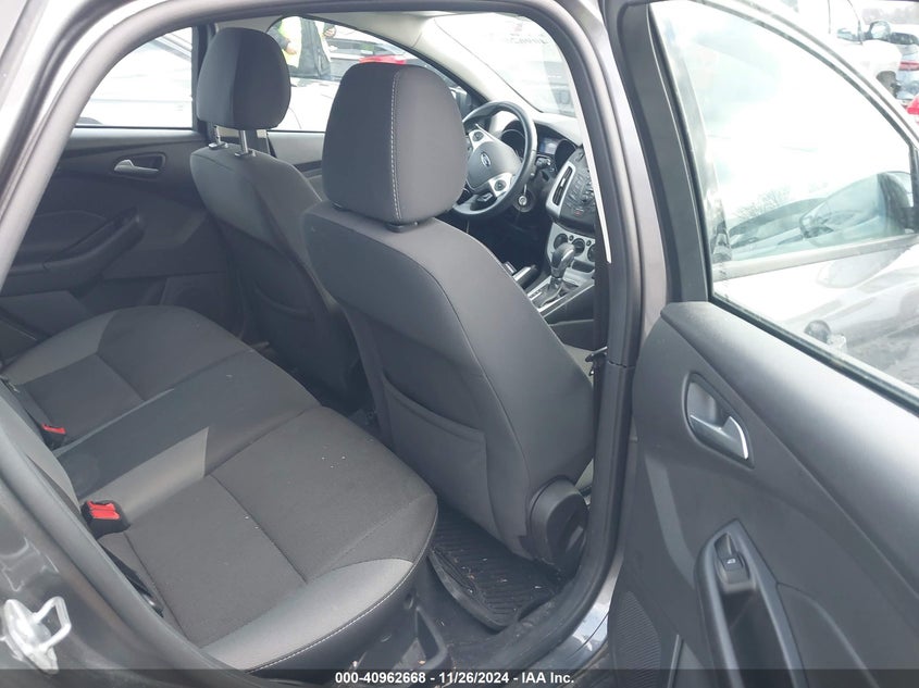 2013 FORD FOCUS SE - 1FADP3K28DL371088