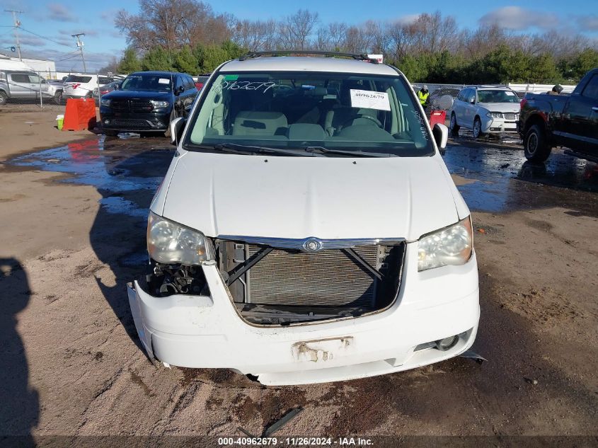 2008 Chrysler Town & Country Touring VIN: 2A8HR54PX8R837751 Lot: 40962679