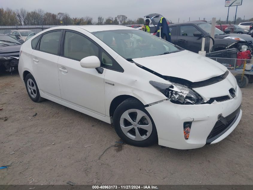 VIN JTDKN3DU1F0442884 2015 Toyota Prius, Four no.13