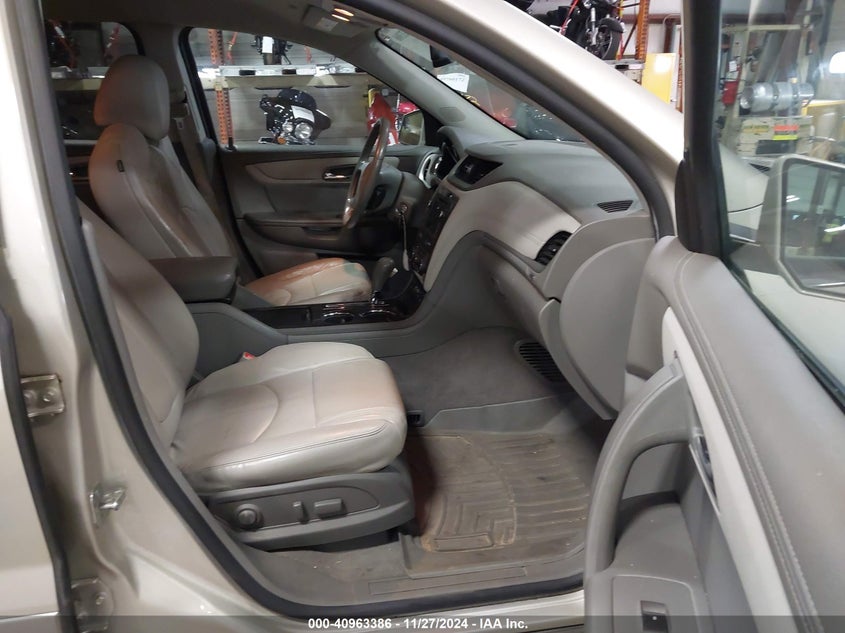 2014 CHEVROLET TRAVERSE 2LT - 1GNKVHKD4EJ166958