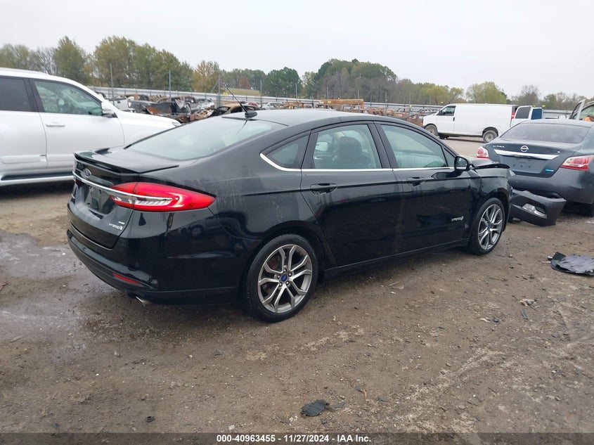 VIN 3FA6P0LU4HR310125 2017 FORD FUSION HYBRID SE