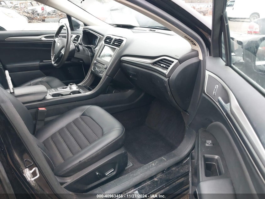 VIN 3FA6P0LU4HR310125 2017 FORD FUSION HYBRID SE