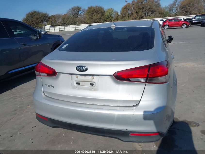 VIN 3KPFK4A7XHE157965 2017 KIA Forte, LX no.16