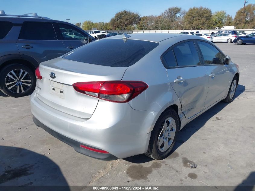 VIN 3KPFK4A7XHE157965 2017 KIA Forte, LX no.4