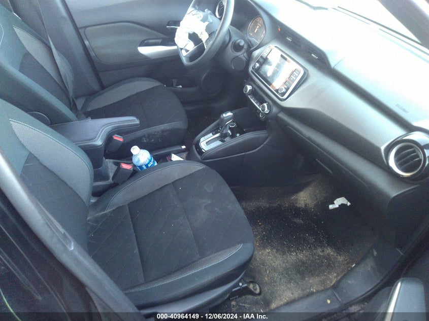 2019 NISSAN KICKS SV - 3N1CP5CU1KL564298