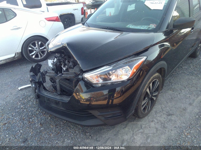 2019 NISSAN KICKS SV - 3N1CP5CU1KL564298