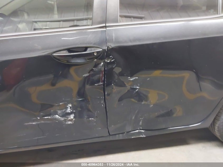 2014 TOYOTA COROLLA LE - 5YFBURHE4EP158596