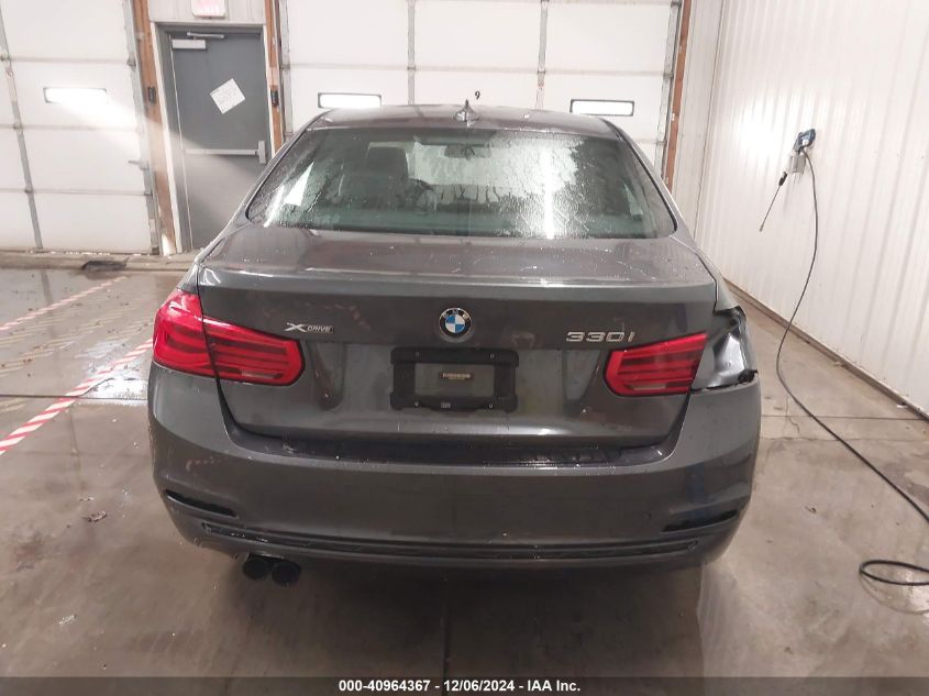 VIN WBA8D9C57JA615656 2018 BMW 330I no.17