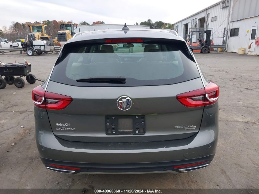 2018 Buick Regal Tourx Essence VIN: W04GV8SX5J1137966 Lot: 40965360