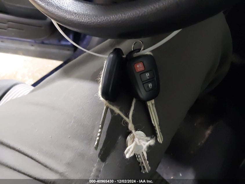 2015 TOYOTA RAV4 LE - 2T3ZFREV0FW194564