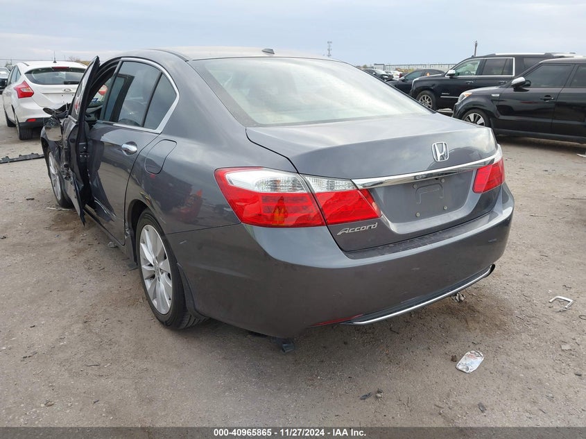 2015 HONDA ACCORD VIN: 1HGCR2F80FA126780