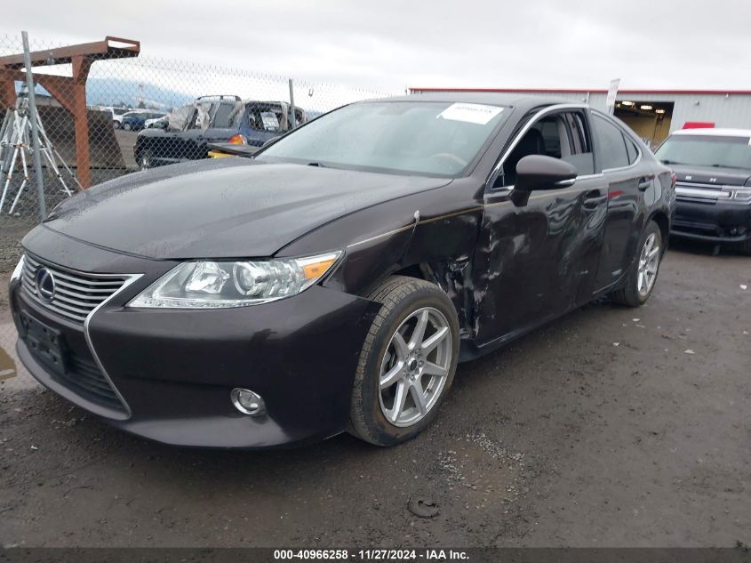 VIN JTHBW1GG0E2045787 2014 Lexus ES, 300H no.2