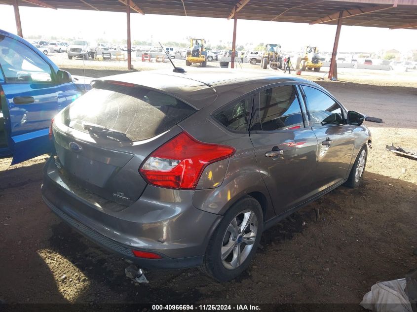 VIN 1FADP3K2XEL138251 2014 Ford Focus, SE no.4