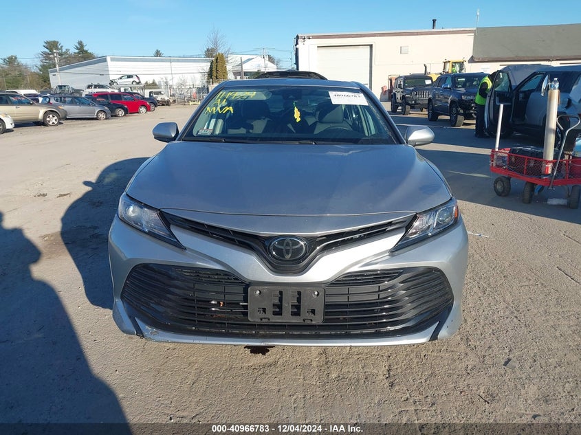 2019 TOYOTA CAMRY VIN: 4T1B11HK2KU841116