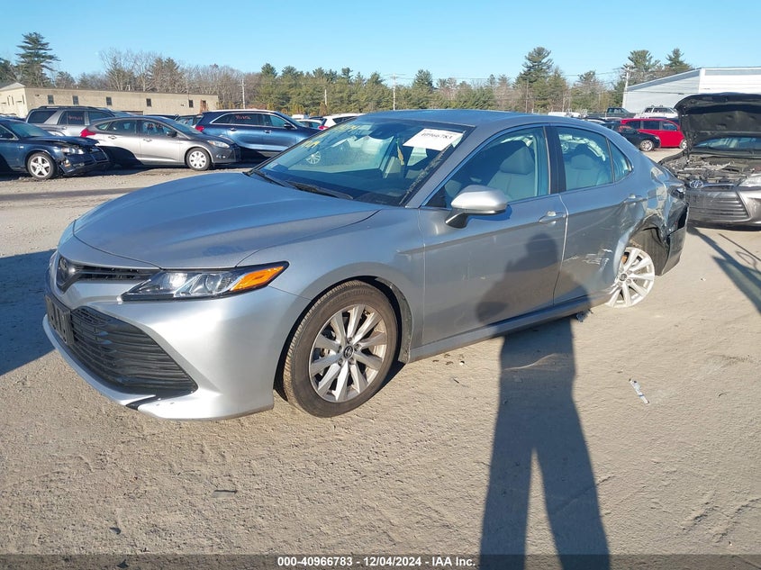 2019 TOYOTA CAMRY VIN: 4T1B11HK2KU841116