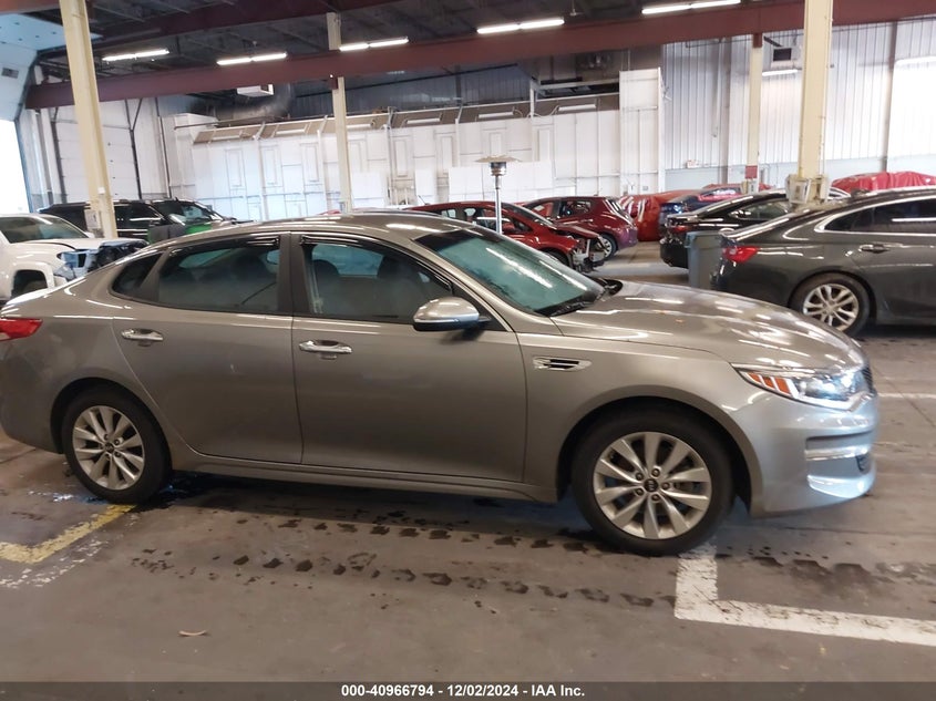 2016 KIA OPTIMA VIN: 5XXGT4L33GG081782