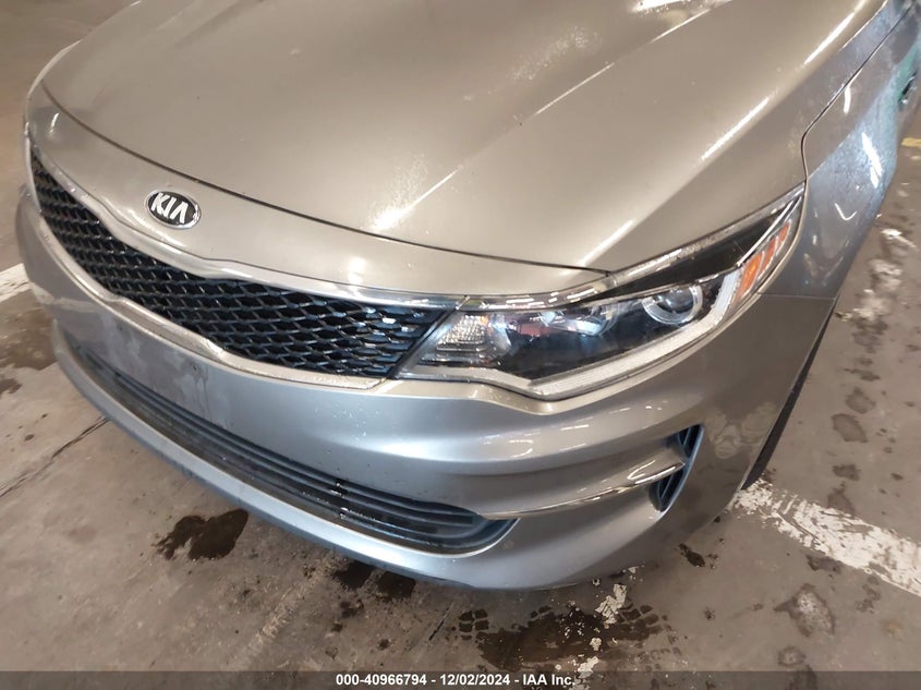 2016 KIA OPTIMA VIN: 5XXGT4L33GG081782