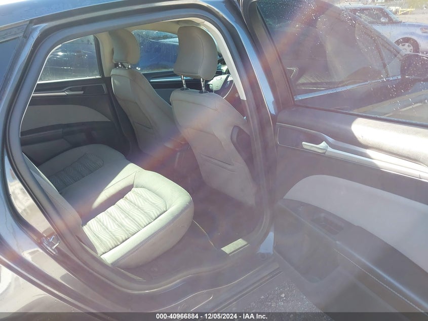 2016 FORD FUSION VIN: 3FA6P0G76GR200888