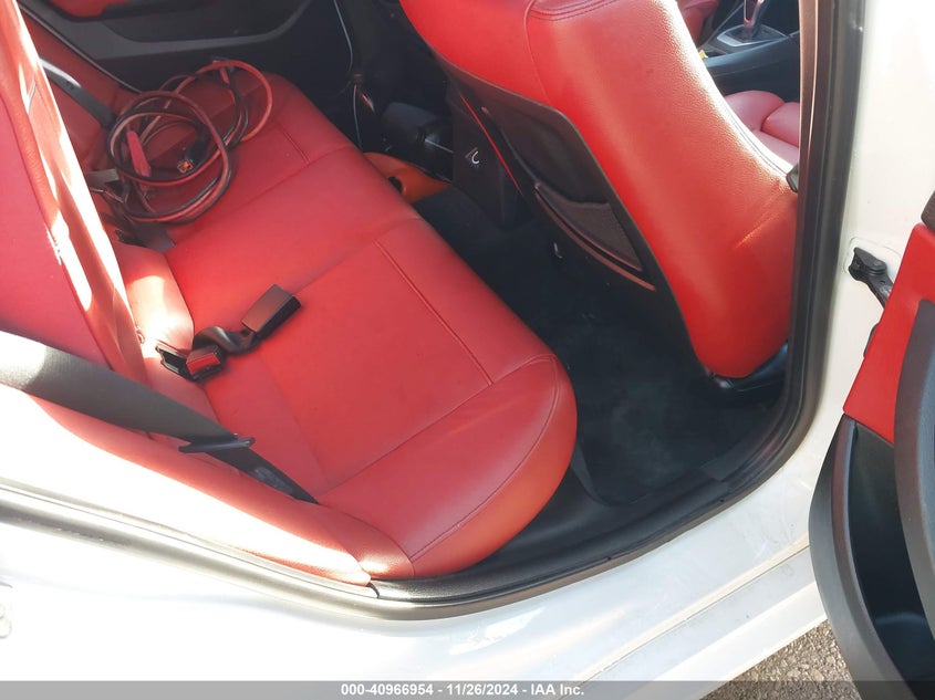 2013 BMW X1 SDRIVE28I - WBAVM1C53DVW44170