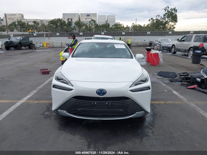 2022 TOYOTA MIRAI XLE JTDAAAAA1NA005658
